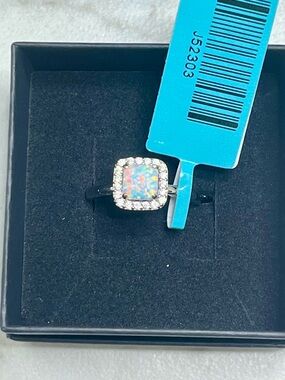 🆕 Sterling Silver Moissanite White Opal Halo Ring size 7 $209 retail